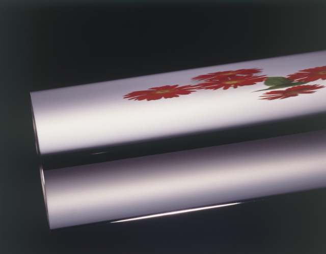 鏡のように磨かれたパイプ